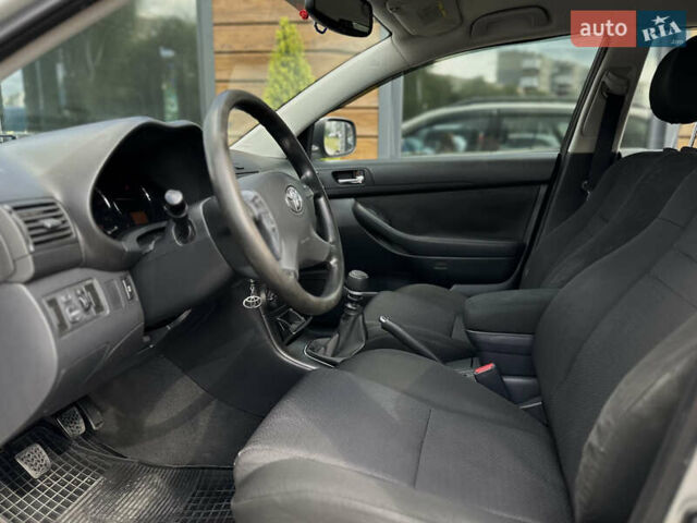 Сірий Тойота Авенсіс, об'ємом двигуна 2 л та пробігом 290 тис. км за 6500 $, фото 26 на Automoto.ua