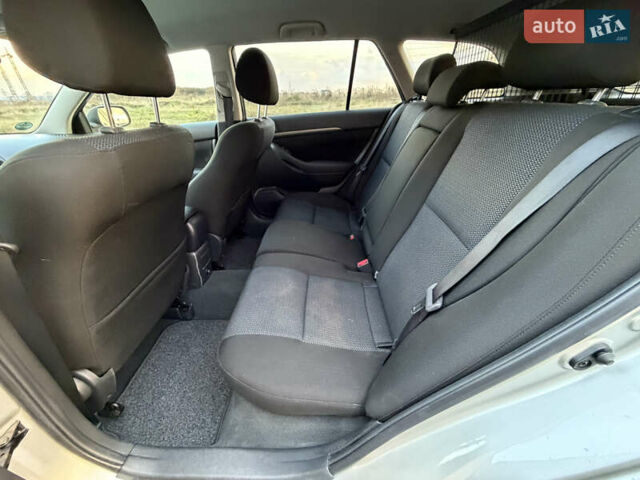 Серый Тойота Авенсис, объемом двигателя 1.79 л и пробегом 224 тыс. км за 8199 $, фото 70 на Automoto.ua