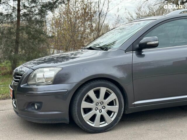 Серый Тойота Авенсис, объемом двигателя 2 л и пробегом 206 тыс. км за 8790 $, фото 6 на Automoto.ua