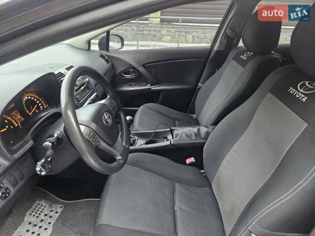 Сірий Тойота Авенсіс, об'ємом двигуна 2 л та пробігом 218 тис. км за 7500 $, фото 10 на Automoto.ua