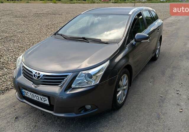 Сірий Тойота Авенсіс, об'ємом двигуна 2 л та пробігом 240 тис. км за 6800 $, фото 16 на Automoto.ua