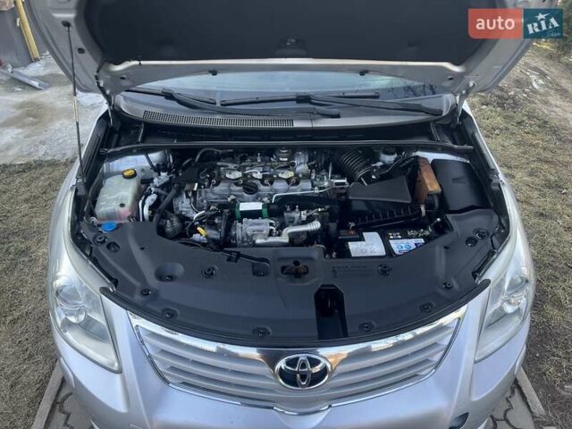 Серый Тойота Авенсис, объемом двигателя 2.23 л и пробегом 288 тыс. км за 6950 $, фото 77 на Automoto.ua
