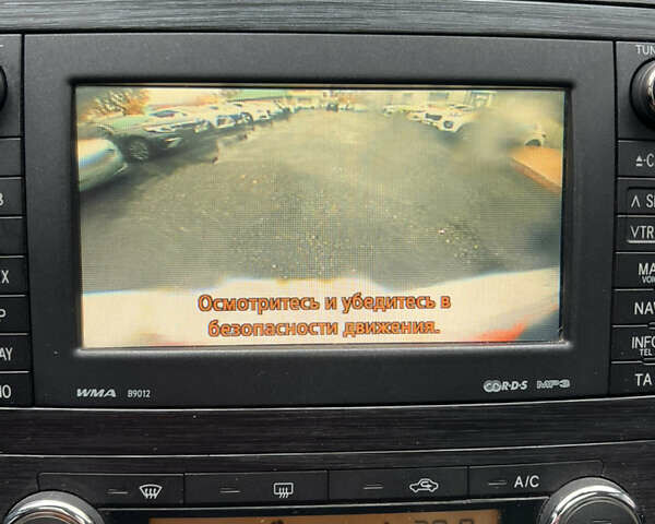 Серый Тойота Авенсис, объемом двигателя 2.23 л и пробегом 210 тыс. км за 9400 $, фото 30 на Automoto.ua