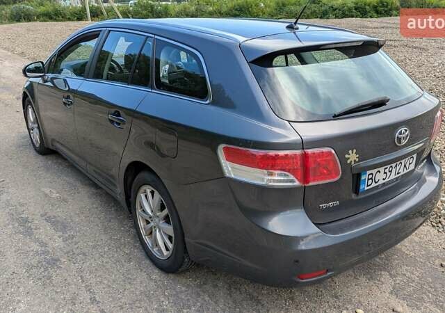 Сірий Тойота Авенсіс, об'ємом двигуна 2 л та пробігом 240 тис. км за 6800 $, фото 23 на Automoto.ua