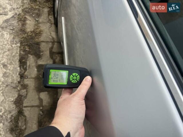 Серый Тойота Авенсис, объемом двигателя 2.23 л и пробегом 288 тыс. км за 6950 $, фото 2 на Automoto.ua