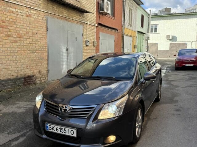 Сірий Тойота Авенсіс, об'ємом двигуна 2.2 л та пробігом 215 тис. км за 8500 $, фото 13 на Automoto.ua