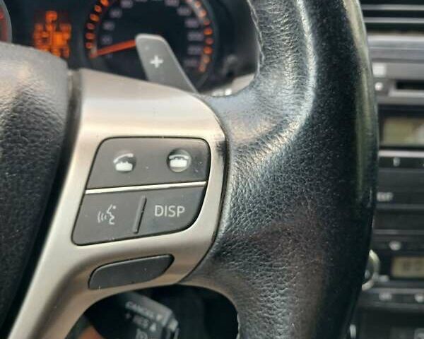 Серый Тойота Авенсис, объемом двигателя 2.23 л и пробегом 319 тыс. км за 9899 $, фото 12 на Automoto.ua