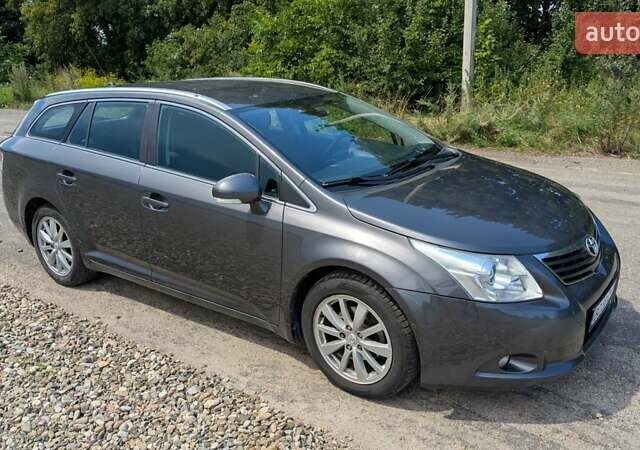 Сірий Тойота Авенсіс, об'ємом двигуна 2 л та пробігом 240 тис. км за 6800 $, фото 11 на Automoto.ua