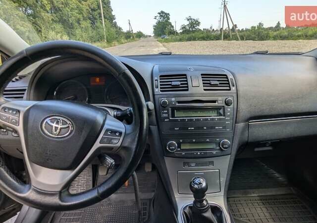 Сірий Тойота Авенсіс, об'ємом двигуна 2 л та пробігом 240 тис. км за 6800 $, фото 12 на Automoto.ua