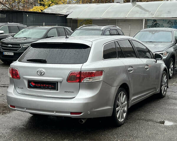 Серый Тойота Авенсис, объемом двигателя 2.23 л и пробегом 210 тыс. км за 9400 $, фото 14 на Automoto.ua