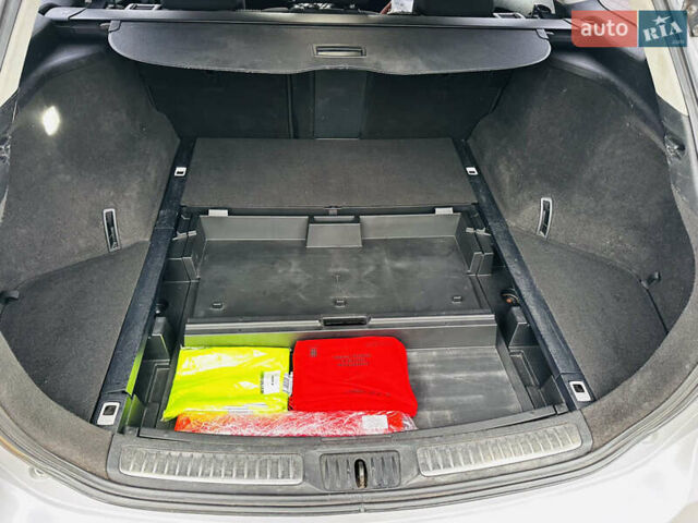 Серый Тойота Авенсис, объемом двигателя 2.2 л и пробегом 273 тыс. км за 8300 $, фото 7 на Automoto.ua