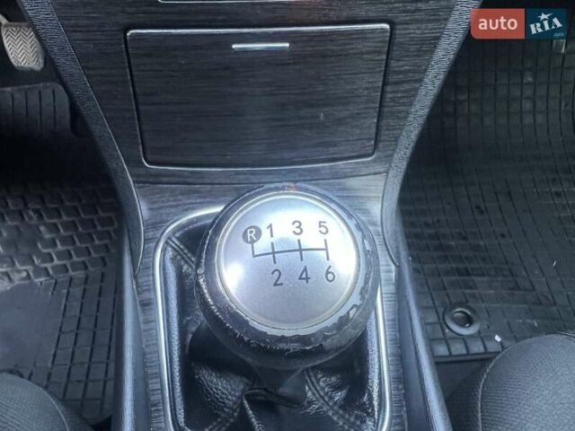 Серый Тойота Авенсис, объемом двигателя 2.23 л и пробегом 288 тыс. км за 6950 $, фото 32 на Automoto.ua