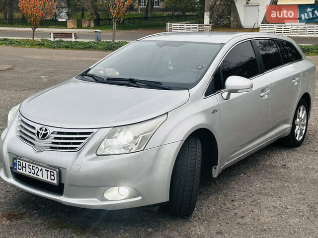 Серый Тойота Авенсис, объемом двигателя 2.2 л и пробегом 273 тыс. км за 8300 $, фото 9 на Automoto.ua