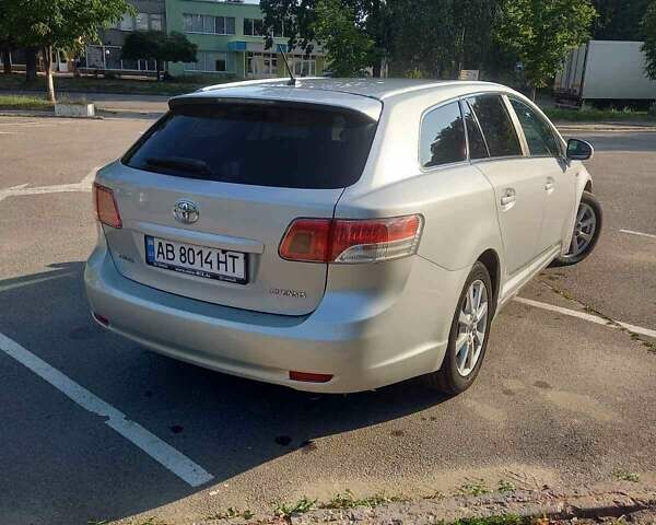 Серый Тойота Авенсис, объемом двигателя 2.23 л и пробегом 208 тыс. км за 9500 $, фото 6 на Automoto.ua