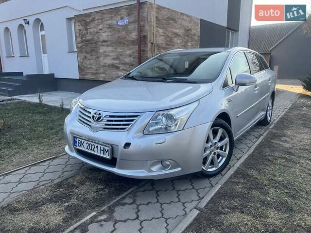 Серый Тойота Авенсис, объемом двигателя 2.23 л и пробегом 288 тыс. км за 6950 $, фото 66 на Automoto.ua