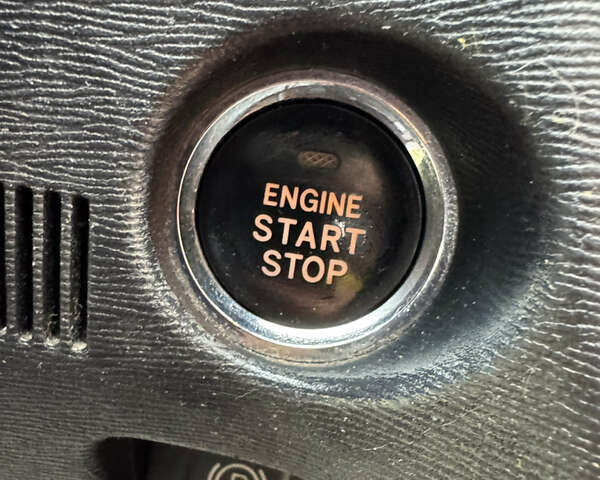 Серый Тойота Авенсис, объемом двигателя 2.23 л и пробегом 245 тыс. км за 8800 $, фото 10 на Automoto.ua