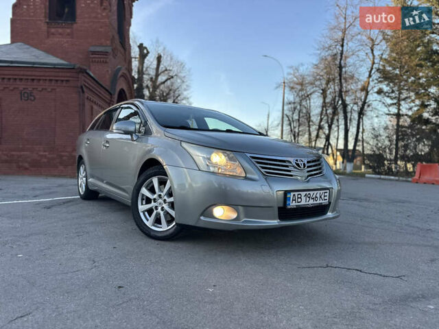 Сірий Тойота Авенсіс, об'ємом двигуна 2.2 л та пробігом 232 тис. км за 7999 $, фото 1 на Automoto.ua