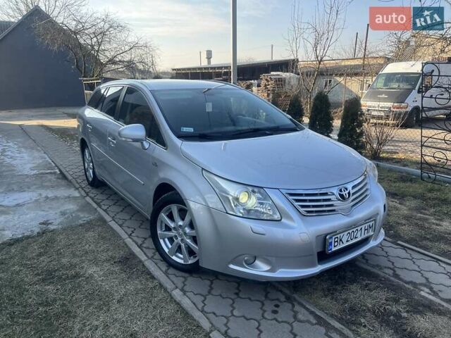 Серый Тойота Авенсис, объемом двигателя 2.23 л и пробегом 288 тыс. км за 6950 $, фото 28 на Automoto.ua