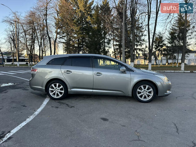 Сірий Тойота Авенсіс, об'ємом двигуна 2.2 л та пробігом 232 тис. км за 7999 $, фото 24 на Automoto.ua