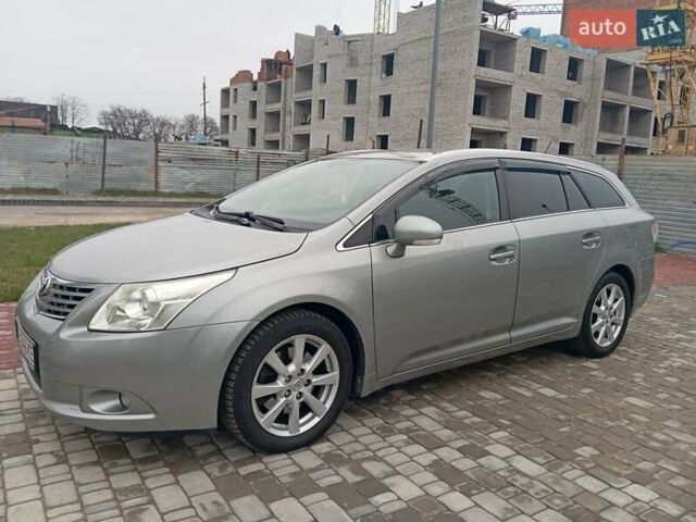 Серый Тойота Авенсис, объемом двигателя 2.2 л и пробегом 230 тыс. км за 7700 $, фото 22 на Automoto.ua