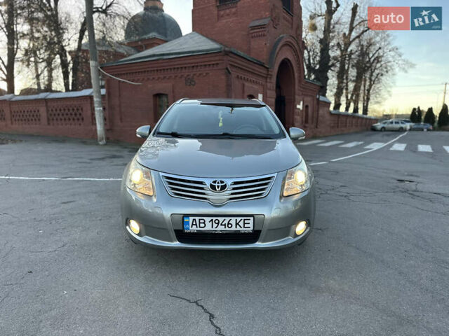 Сірий Тойота Авенсіс, об'ємом двигуна 2.2 л та пробігом 232 тис. км за 7999 $, фото 22 на Automoto.ua