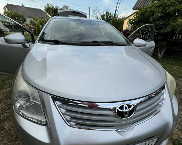 Серый Тойота Авенсис, объемом двигателя 2.23 л и пробегом 245 тыс. км за 8800 $, фото 14 на Automoto.ua