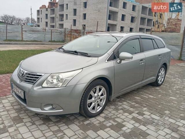 Серый Тойота Авенсис, объемом двигателя 2.2 л и пробегом 230 тыс. км за 7700 $, фото 26 на Automoto.ua