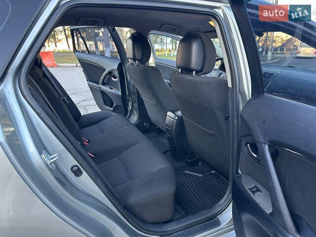 Сірий Тойота Авенсіс, об'ємом двигуна 2.2 л та пробігом 232 тис. км за 7999 $, фото 40 на Automoto.ua