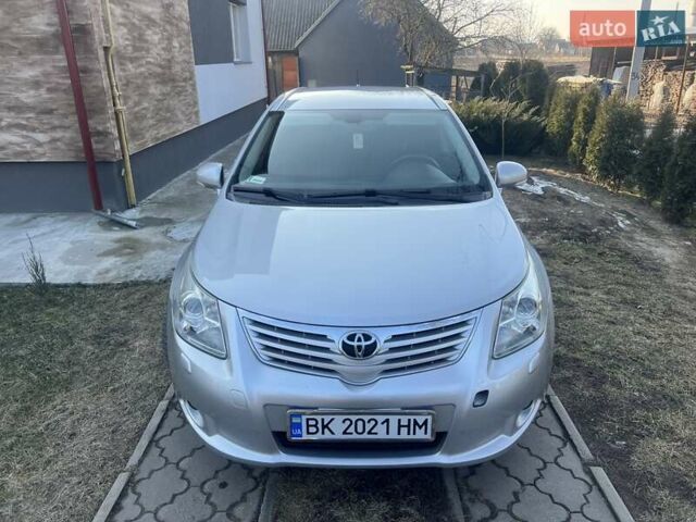 Серый Тойота Авенсис, объемом двигателя 2.23 л и пробегом 288 тыс. км за 6950 $, фото 64 на Automoto.ua