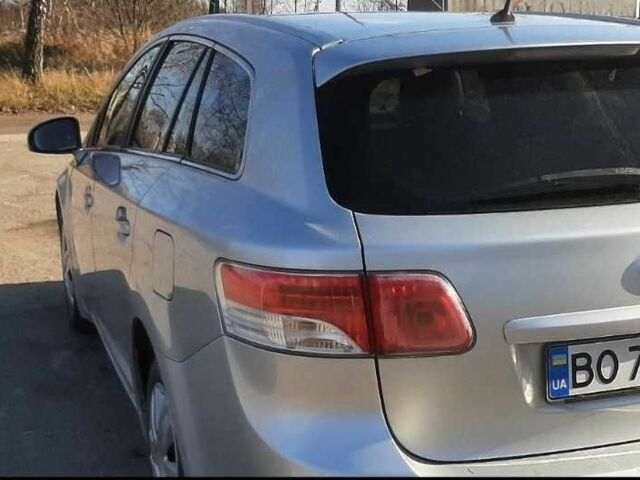 Серый Тойота Авенсис, объемом двигателя 2 л и пробегом 246 тыс. км за 8229 $, фото 6 на Automoto.ua