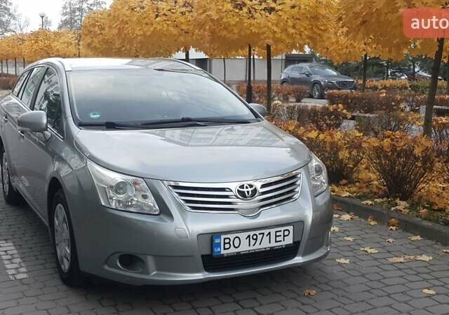 Серый Тойота Авенсис, объемом двигателя 1.6 л и пробегом 178 тыс. км за 8000 $, фото 8 на Automoto.ua