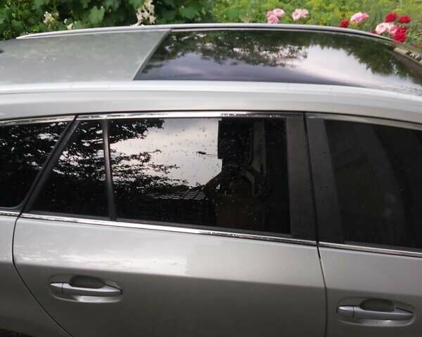 Серый Тойота Авенсис, объемом двигателя 2.2 л и пробегом 300 тыс. км за 8800 $, фото 5 на Automoto.ua