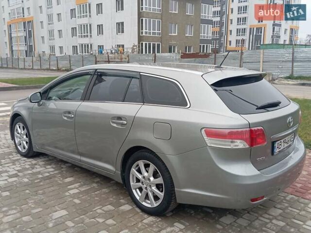 Серый Тойота Авенсис, объемом двигателя 2.2 л и пробегом 230 тыс. км за 7700 $, фото 23 на Automoto.ua