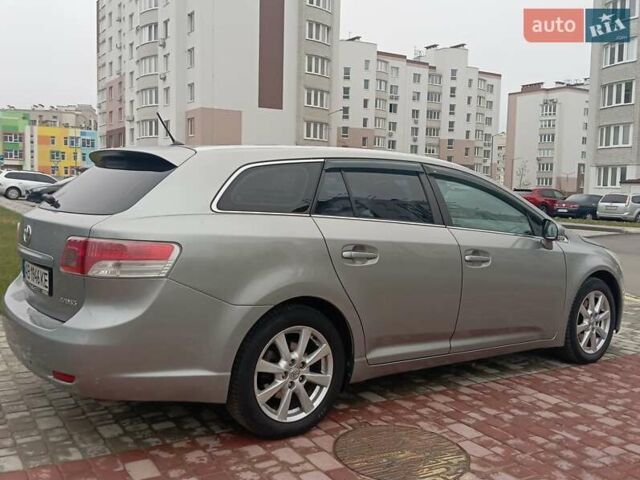 Серый Тойота Авенсис, объемом двигателя 2.2 л и пробегом 230 тыс. км за 7700 $, фото 18 на Automoto.ua