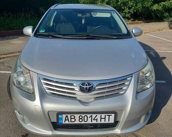 Серый Тойота Авенсис, объемом двигателя 2.23 л и пробегом 208 тыс. км за 9500 $, фото 1 на Automoto.ua