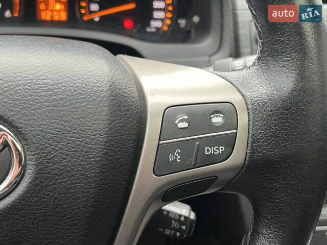 Серый Тойота Авенсис, объемом двигателя 2.23 л и пробегом 210 тыс. км за 9400 $, фото 24 на Automoto.ua