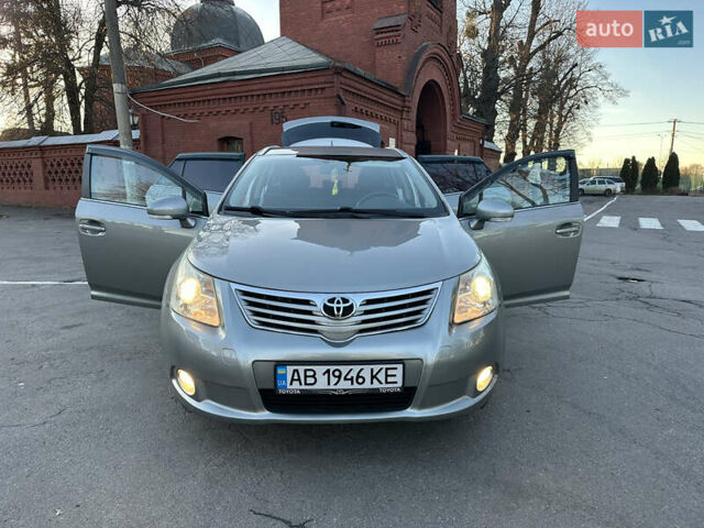 Сірий Тойота Авенсіс, об'ємом двигуна 2.2 л та пробігом 232 тис. км за 7999 $, фото 48 на Automoto.ua