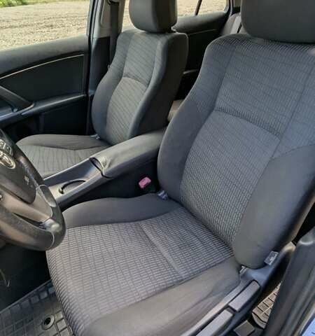 Сірий Тойота Авенсіс, об'ємом двигуна 2 л та пробігом 240 тис. км за 6800 $, фото 24 на Automoto.ua