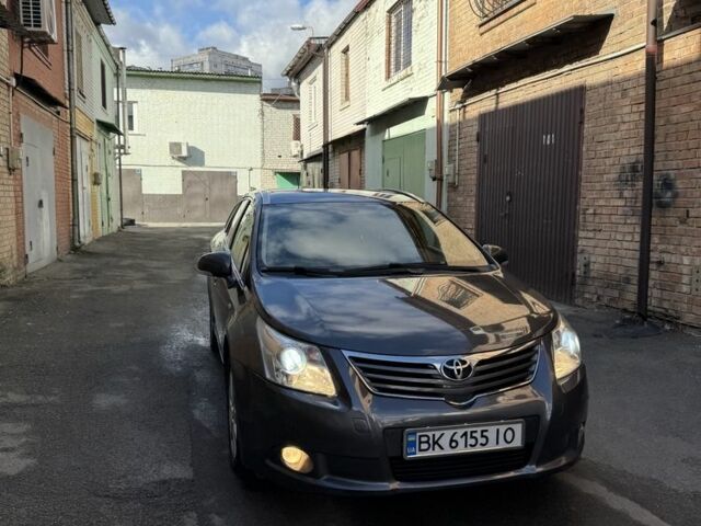 Сірий Тойота Авенсіс, об'ємом двигуна 2.2 л та пробігом 215 тис. км за 8500 $, фото 14 на Automoto.ua