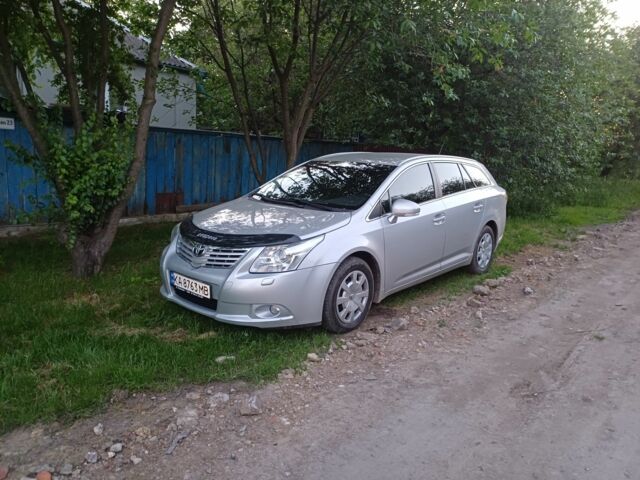 Сірий Тойота Авенсіс, об'ємом двигуна 1.6 л та пробігом 258 тис. км за 7900 $, фото 2 на Automoto.ua