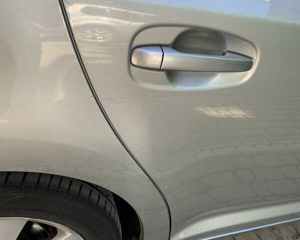 Серый Тойота Авенсис, объемом двигателя 2.23 л и пробегом 218 тыс. км за 7800 $, фото 6 на Automoto.ua