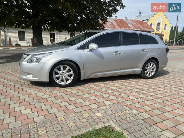 Серый Тойота Авенсис, объемом двигателя 2.23 л и пробегом 310 тыс. км за 7200 $, фото 13 на Automoto.ua