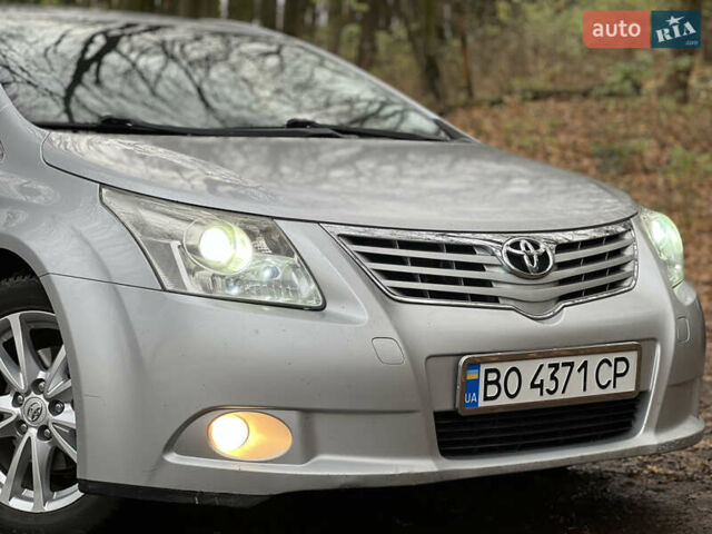 Серый Тойота Авенсис, объемом двигателя 2 л и пробегом 250 тыс. км за 6999 $, фото 23 на Automoto.ua