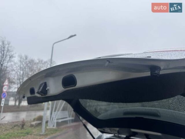 Сірий Тойота Авенсіс, об'ємом двигуна 2 л та пробігом 251 тис. км за 7999 $, фото 47 на Automoto.ua