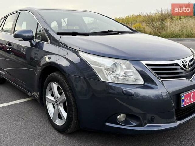 Серый Тойота Авенсис, объемом двигателя 1.6 л и пробегом 200 тыс. км за 8400 $, фото 15 на Automoto.ua