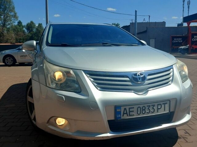 Серый Тойота Авенсис, объемом двигателя 2.2 л и пробегом 290 тыс. км за 8700 $, фото 7 на Automoto.ua