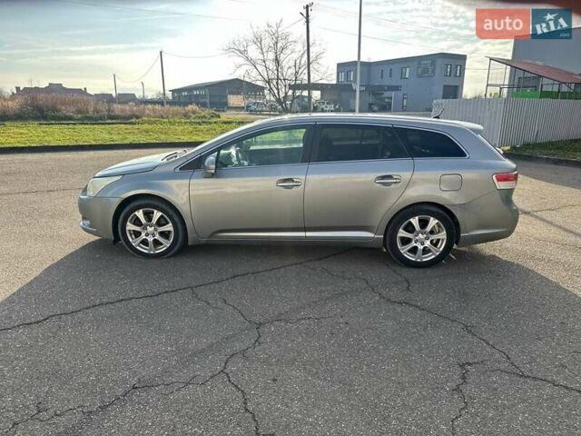 Серый Тойота Авенсис, объемом двигателя 2.2 л и пробегом 240 тыс. км за 6950 $, фото 8 на Automoto.ua