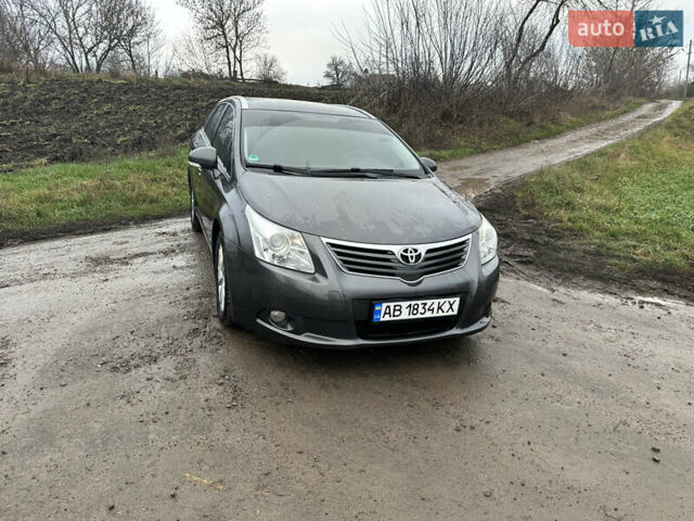 Серый Тойота Авенсис, объемом двигателя 2 л и пробегом 275 тыс. км за 8700 $, фото 6 на Automoto.ua