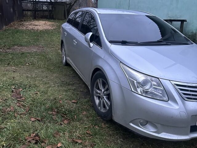 Сірий Тойота Авенсіс, об'ємом двигуна 2 л та пробігом 357 тис. км за 6000 $, фото 3 на Automoto.ua