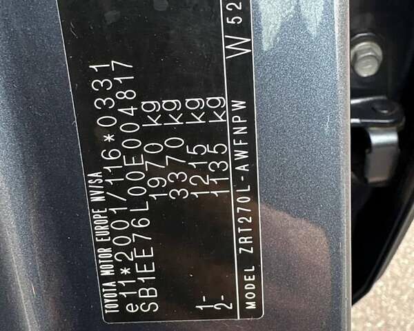 Серый Тойота Авенсис, объемом двигателя 1.6 л и пробегом 200 тыс. км за 8400 $, фото 32 на Automoto.ua